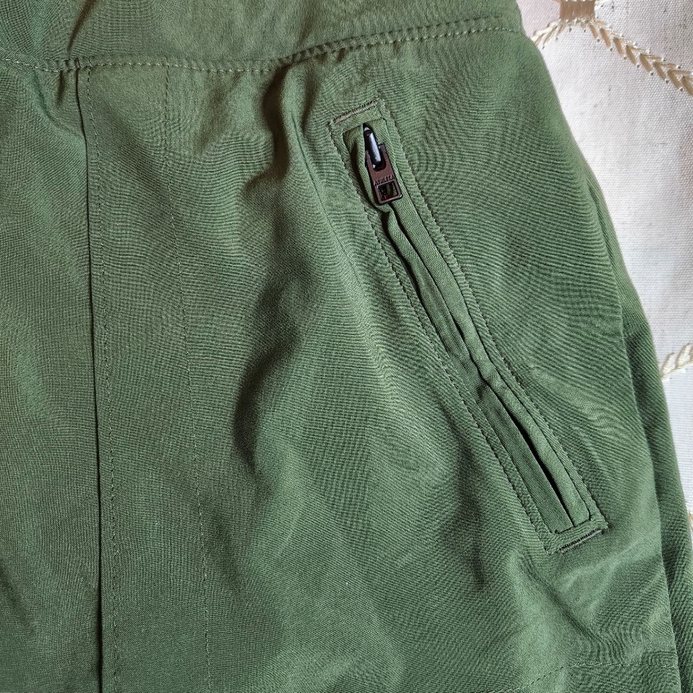 Athleta Chelsea Cargo Skort Performance Green Zip‎ Pockets Size4 - Picture 4 of 8
